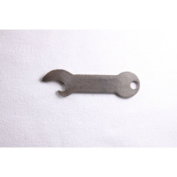 Vintage Bob & Elmer´s Tavern Bellingham WN beer bottle opener, church key - Picture 9 of 9